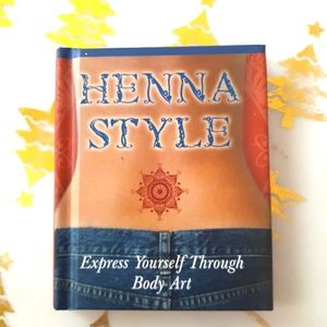 Mini Tattoo instruction and ideas book